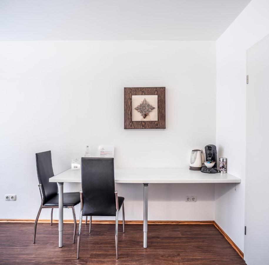 Little-Italy Aparthotel Heidelberg Bagian luar foto
