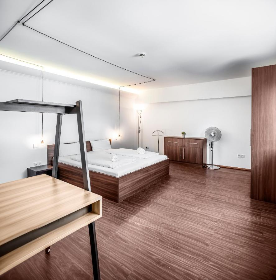 Little-Italy Aparthotel Heidelberg Bagian luar foto